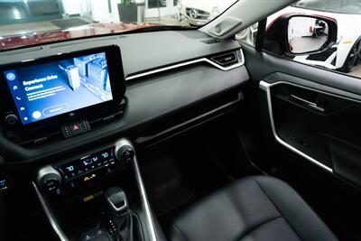 2023 Toyota RAV4 Hybrid XLE Premium 1 Owner   - Photo 11 - Gladstone, OR 97027