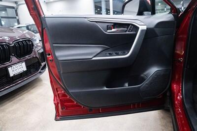 2023 Toyota RAV4 Hybrid XLE Premium 1 Owner   - Photo 19 - Gladstone, OR 97027