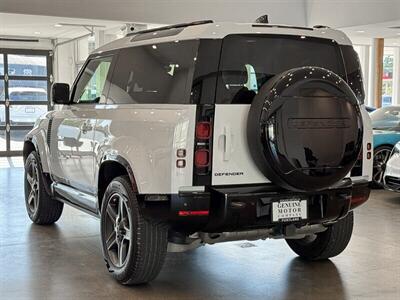 2024 Land Rover Defender 90 P400 X-Dynamic SE  Coupe - Photo 4 - Gladstone, OR 97027