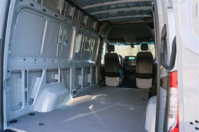 2025 Mercedes-Benz Sprinter Cargo 144 WB 4MATIC®   - Photo 9 - Gladstone, OR 97027