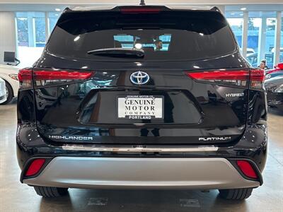 2021 Toyota Highlander Hybrid Platinum AWD   - Photo 5 - Gladstone, OR 97027