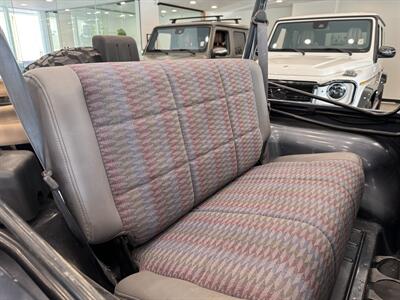 2002 Jeep Wrangler SE   - Photo 24 - Gladstone, OR 97027