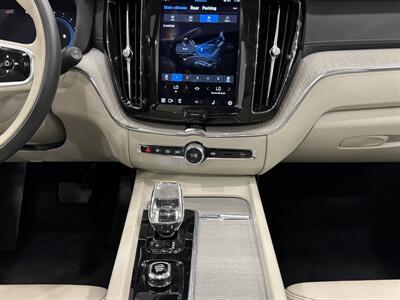 2023 Volvo XC60 B6 Ultimate Dark Theme   - Photo 27 - Gladstone, OR 97027