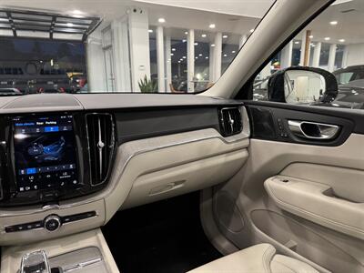 2023 Volvo XC60 B6 Ultimate Dark Theme   - Photo 20 - Gladstone, OR 97027