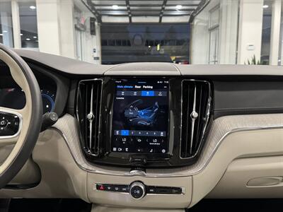 2023 Volvo XC60 B6 Ultimate Dark Theme   - Photo 24 - Gladstone, OR 97027