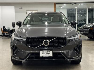 2023 Volvo XC60 B6 Ultimate Dark Theme   - Photo 2 - Gladstone, OR 97027