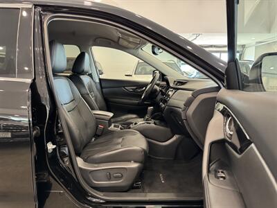 2019 Nissan Rogue SL   - Photo 9 - Gladstone, OR 97027