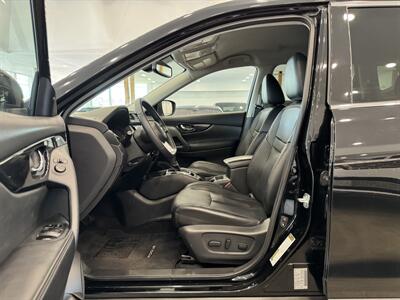 2019 Nissan Rogue SL   - Photo 7 - Gladstone, OR 97027