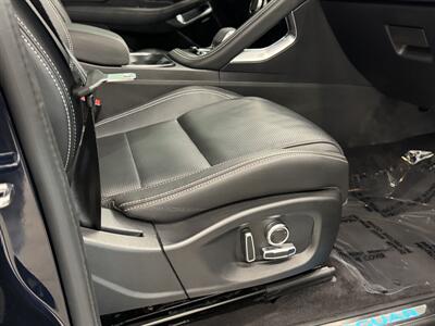 2021 Jaguar E-PACE 300 Sport   - Photo 18 - Gladstone, OR 97027