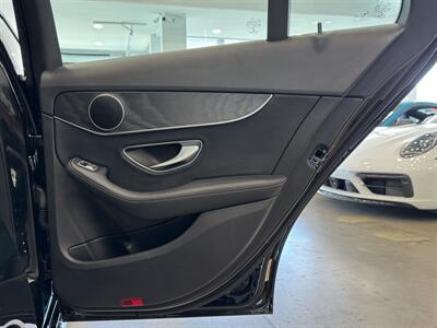 2016 Mercedes-Benz C 300   - Photo 16 - Gladstone, OR 97027