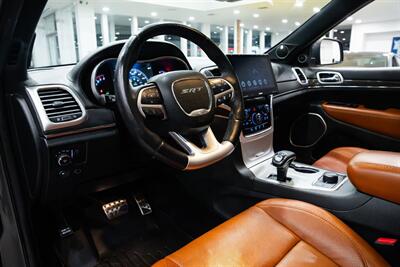 2014 Jeep Grand Cherokee SRT   - Photo 17 - Gladstone, OR 97027