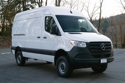 2025 Mercedes-Benz Sprinter Cargo 144 WB 4MATIC®   - Photo 3 - Gladstone, OR 97027