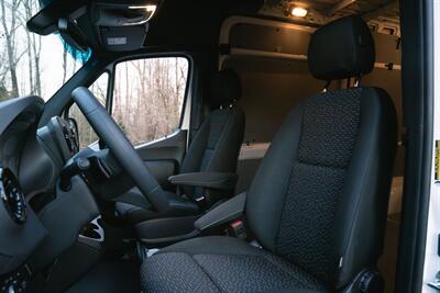 2025 Mercedes-Benz Sprinter Cargo 144 WB 4MATIC®   - Photo 21 - Gladstone, OR 97027