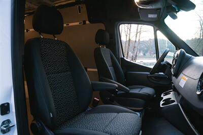2025 Mercedes-Benz Sprinter Cargo 144 WB 4MATIC®   - Photo 25 - Gladstone, OR 97027