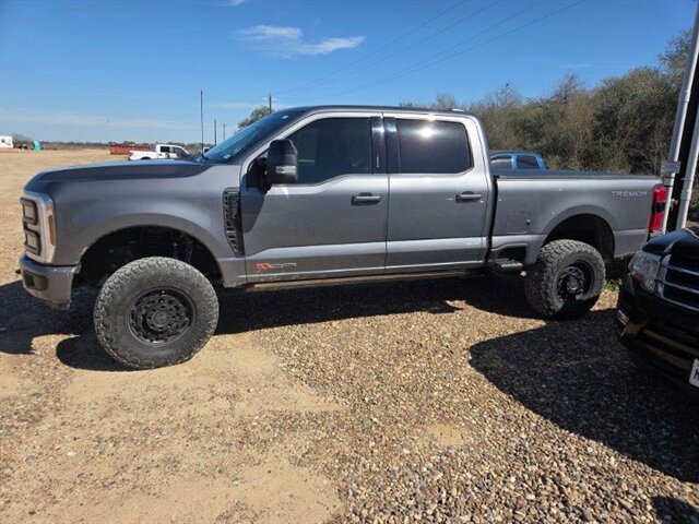 2024 Ford F-250 Lariat   - Photo 1 - Gladstone, OR 97027