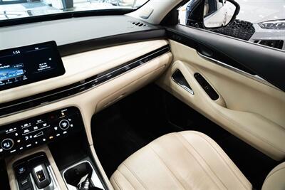 2022 INFINITI QX60 Sensory   - Photo 11 - Gladstone, OR 97027