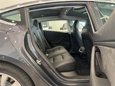 2018 Tesla Model 3 Long Range   - Photo 10 - Gladstone, OR 97027