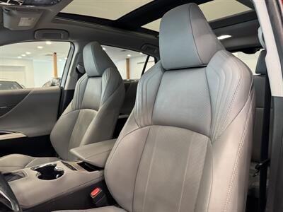 2021 Toyota Venza Limited   - Photo 8 - Gladstone, OR 97027