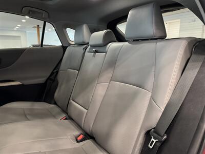 2021 Toyota Venza Limited   - Photo 11 - Gladstone, OR 97027