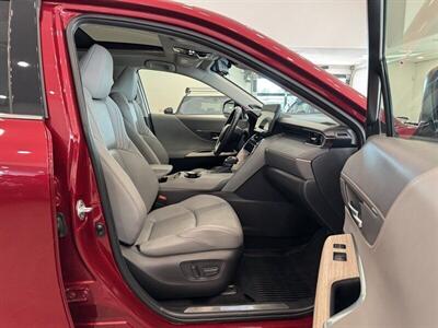 2021 Toyota Venza Limited   - Photo 9 - Gladstone, OR 97027
