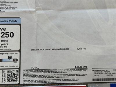 2021 Toyota Venza Limited   - Photo 49 - Gladstone, OR 97027