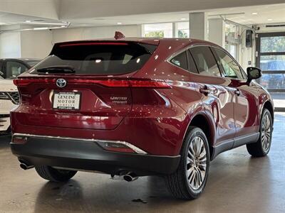 2021 Toyota Venza Limited   - Photo 6 - Gladstone, OR 97027