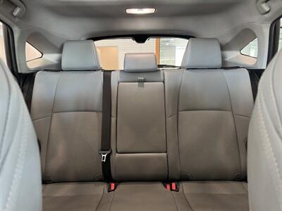 2021 Toyota Venza Limited   - Photo 11 - Gladstone, OR 97027