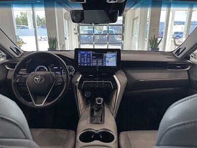 2021 Toyota Venza Limited   - Photo 8 - Gladstone, OR 97027