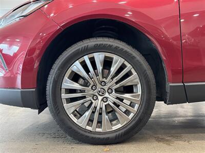 2021 Toyota Venza Limited   - Photo 30 - Gladstone, OR 97027