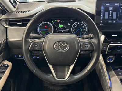 2021 Toyota Venza Limited   - Photo 18 - Gladstone, OR 97027