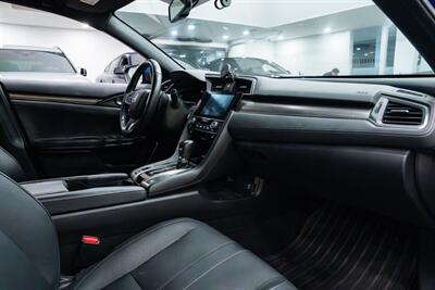 2018 Honda Civic Sport Touring   - Photo 9 - Gladstone, OR 97027