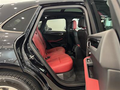 2021 Porsche Macan   - Photo 10 - Gladstone, OR 97027