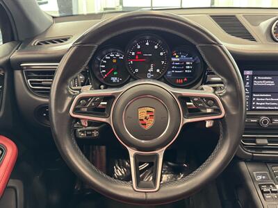 2021 Porsche Macan   - Photo 30 - Gladstone, OR 97027