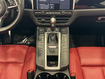 2021 Porsche Macan   - Photo 36 - Gladstone, OR 97027