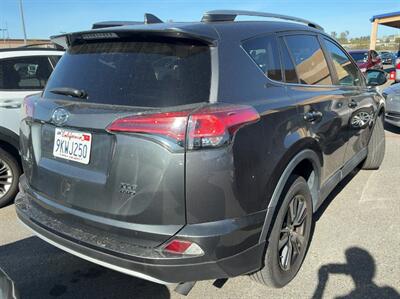 2018 Toyota RAV4 XLE   - Photo 4 - Gladstone, OR 97027