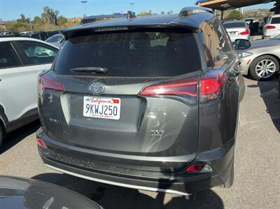 2018 Toyota RAV4 XLE   - Photo 5 - Gladstone, OR 97027