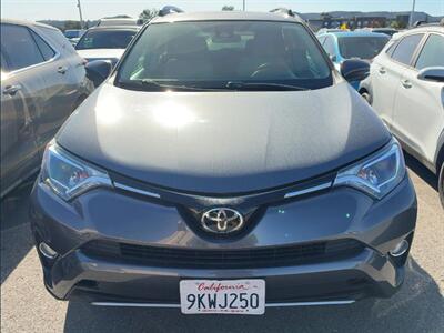 2018 Toyota RAV4 XLE   - Photo 2 - Gladstone, OR 97027