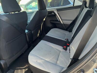 2018 Toyota RAV4 XLE   - Photo 9 - Gladstone, OR 97027