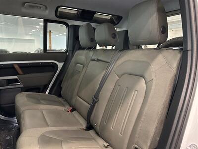 2021 Land Rover Defender SE   - Photo 11 - Gladstone, OR 97027