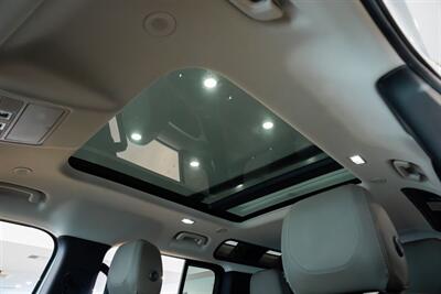 2021 Land Rover Defender SE - Photo 16 - Gladstone, OR 97027