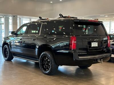 2018 Chevrolet Suburban Premier 1500   - Photo 4 - Gladstone, OR 97027