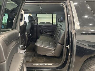 2015 Chevrolet Suburban LT   - Photo 10 - Gladstone, OR 97027