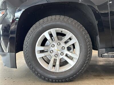 2015 Chevrolet Suburban LT   - Photo 20 - Gladstone, OR 97027