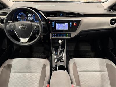 2018 Toyota Corolla LE ECO   - Photo 8 - Gladstone, OR 97027