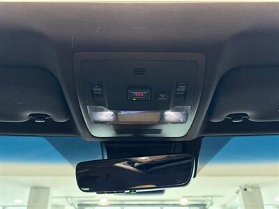 2019 Lexus ES 300h 300h Luxury   - Photo 38 - Gladstone, OR 97027