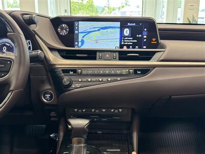 2019 Lexus ES 300h Luxury   - Photo 35 - Gladstone, OR 97027