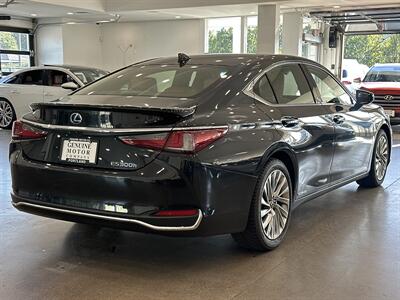 2019 Lexus ES 300h   - Photo 4 - Gladstone, OR 97027
