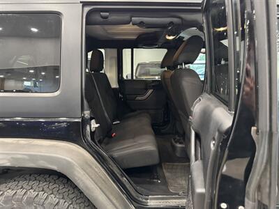2014 Jeep Wrangler Unlimited Sport   - Photo 10 - Gladstone, OR 97027