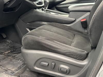 2016 Nissan Murano SV   - Photo 17 - Gladstone, OR 97027