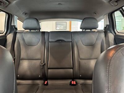 2016 Volvo V60 T5   - Photo 11 - Gladstone, OR 97027